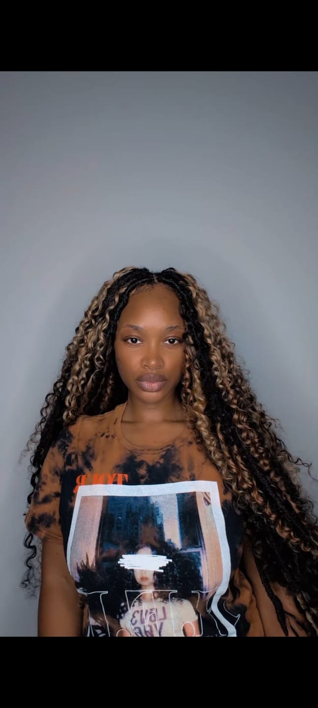 Customer photo review of #T1B/4/27/30 Mix Blend Deep Wave Crochet Human Hair