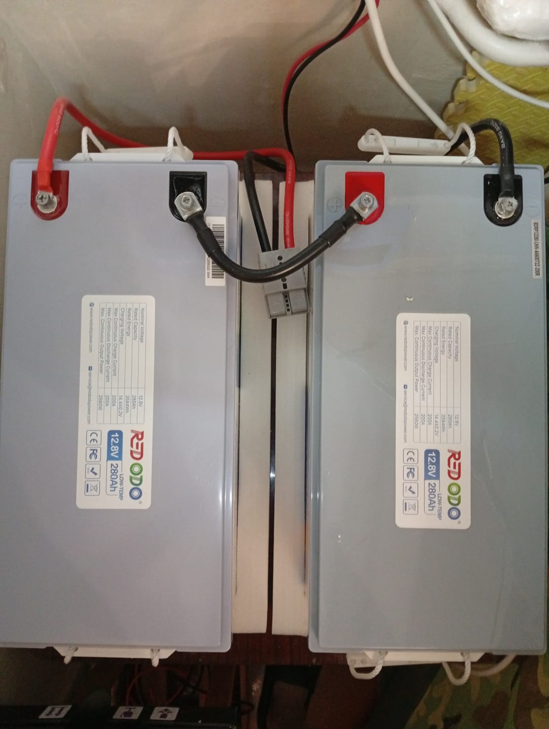 Customer photo review of 【Україна】Redodo 12V 280Ah Низькотемпературний акумулятор LiFePO4