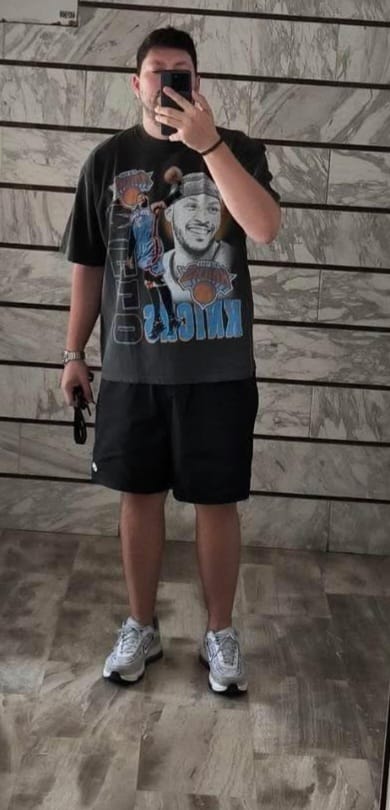 Customer photo review of MELO KNICKS