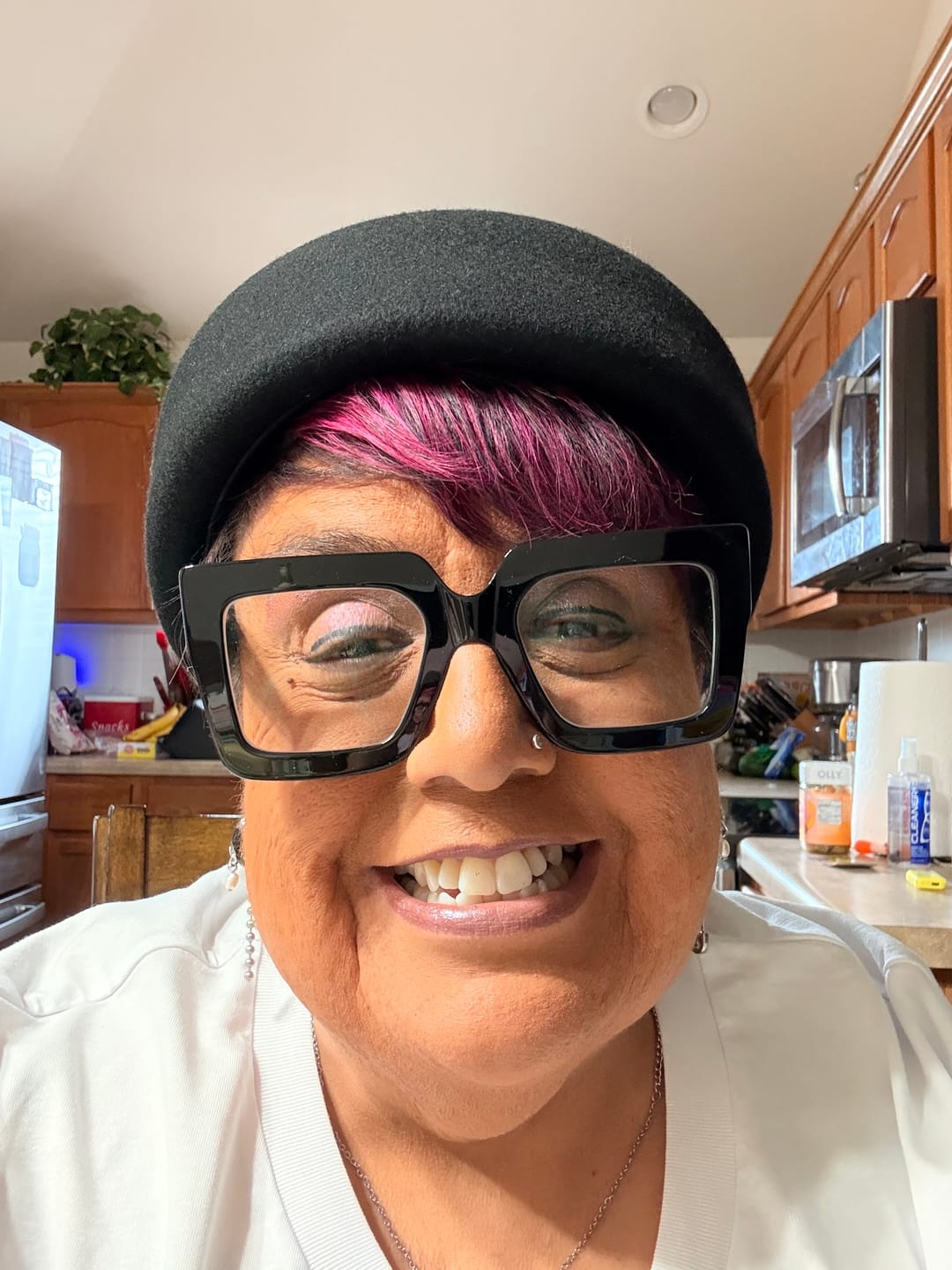 Customer photo review of London Pillbox - Black