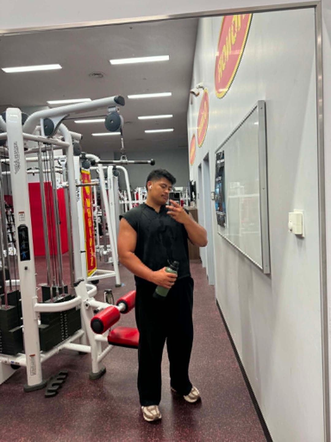 Customer photo review of 5097 - Gold's Iron Legacy Shadow Cut-Offs