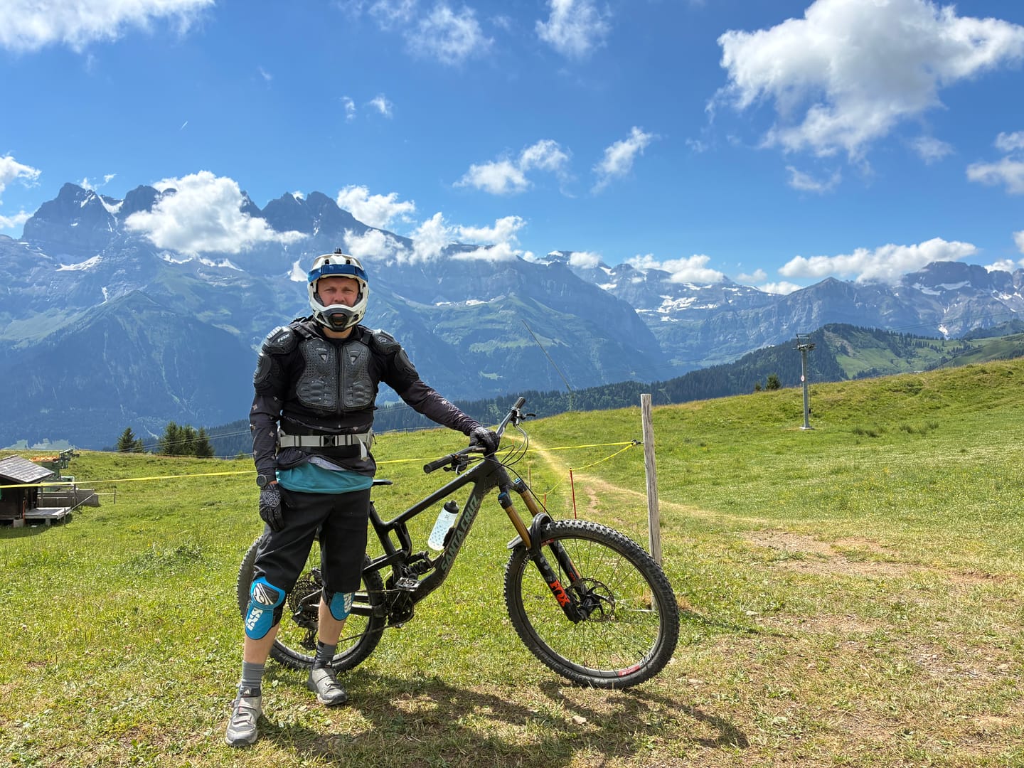 Customer photo review of Spectre | Trail Short | Shadow Black