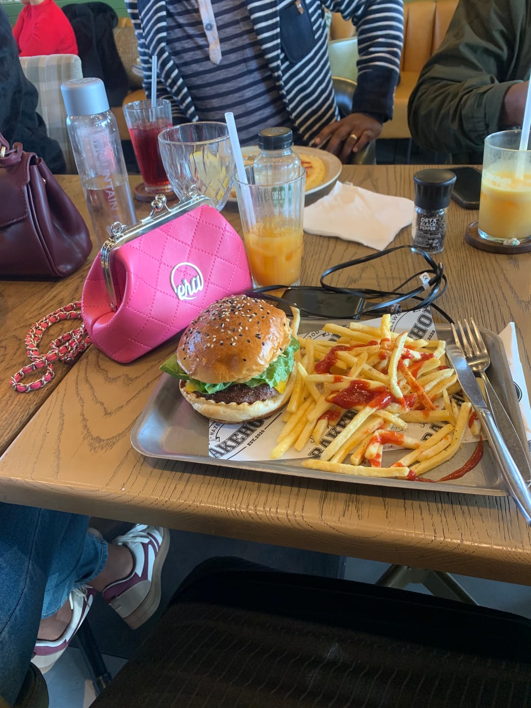 Customer photo review of ERA Mini Kisslock Chain Bag – Pink