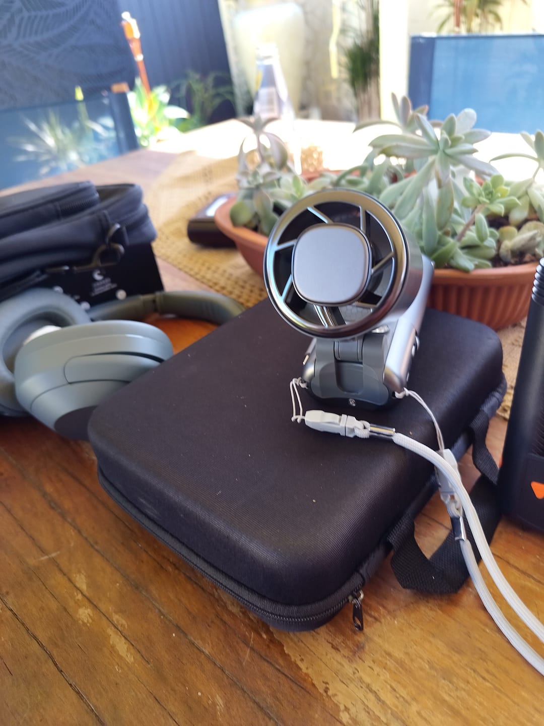 Customer photo review of CapyUltra Portable Turbo Fan with Ice Compress