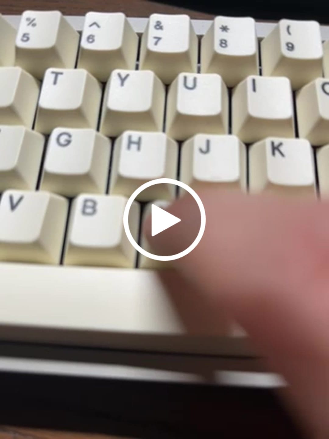 Customer video review of GATERON X SILLYWORKS TYPE R TACTILE SWITCH FACTORY LUBED (10PCS)
