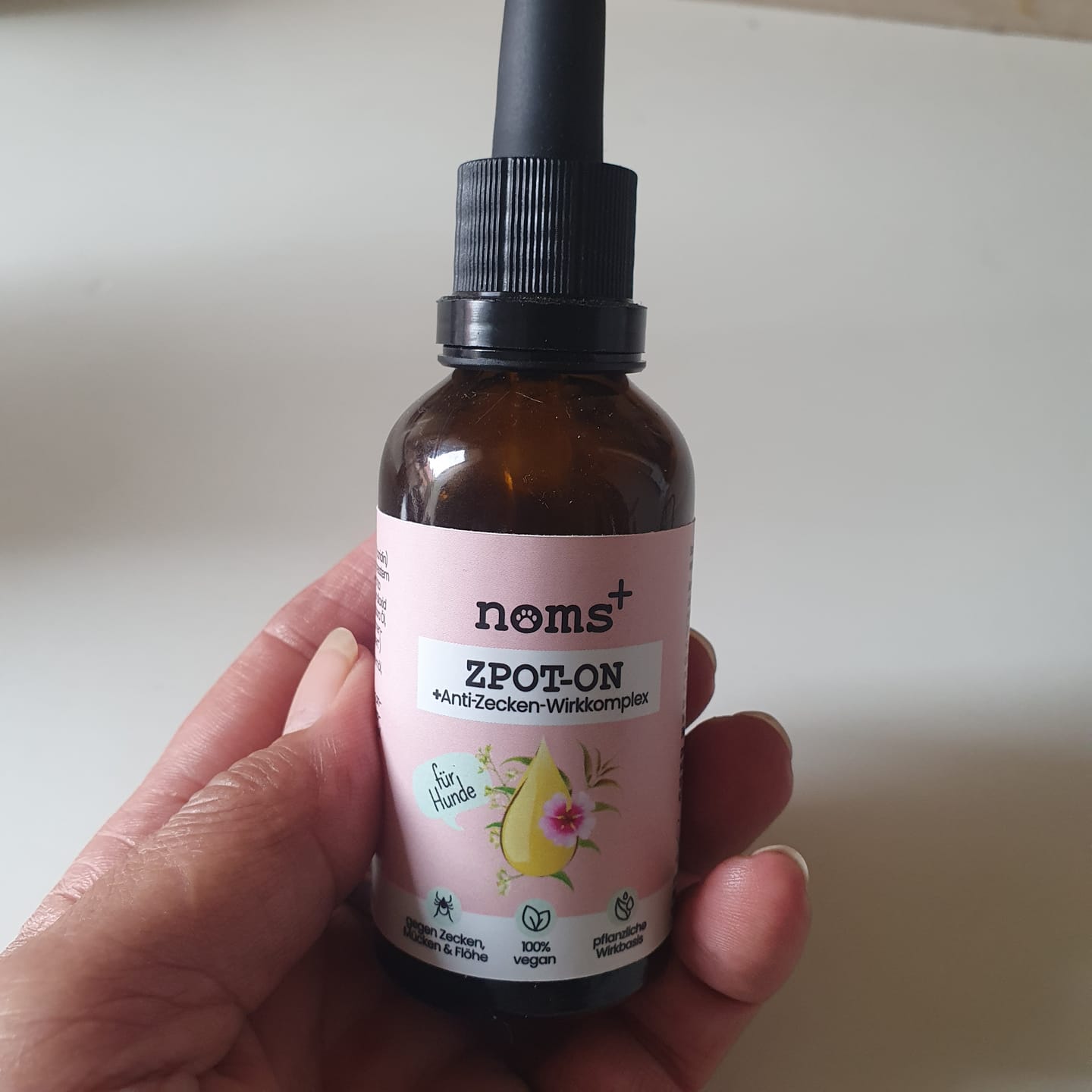 Customer photo review of Zpot-on classic für Hunde gegen Zecken, Flöhe, Milben & Mücken [Jahresvorrat]