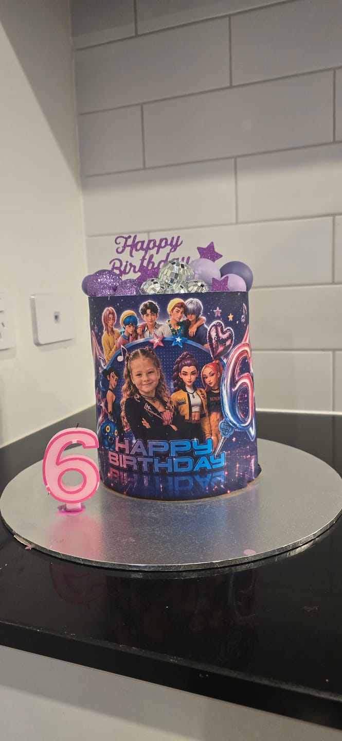 Customer photo review of A3 Rectangle Custom Edible Icing Image