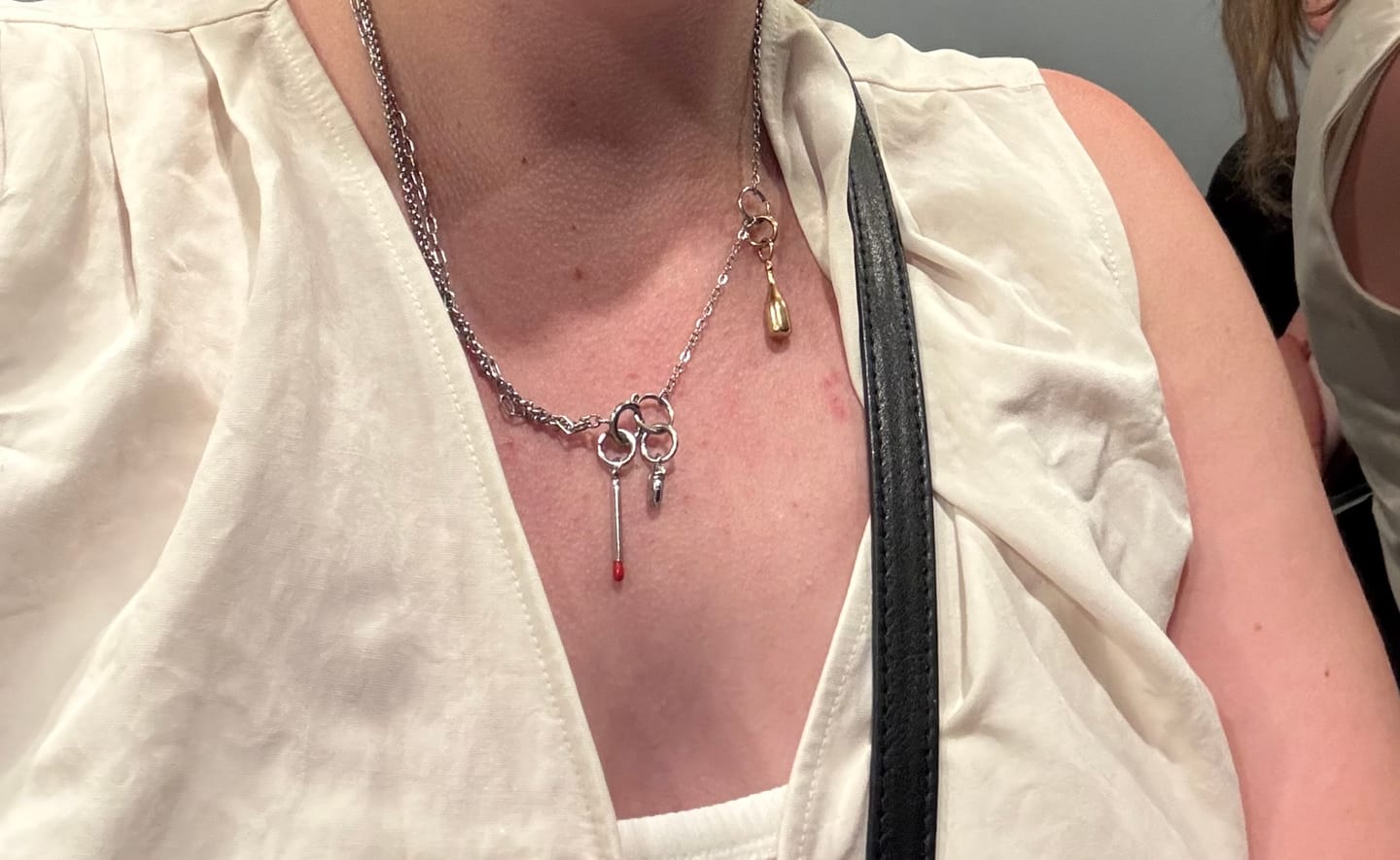 Customer photo review of Onyx - Layered Chain Necklace Stainless Steel