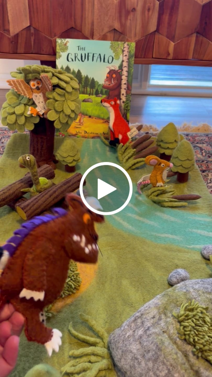 Customer video review of The Gruffalo® Finger Puppets Set