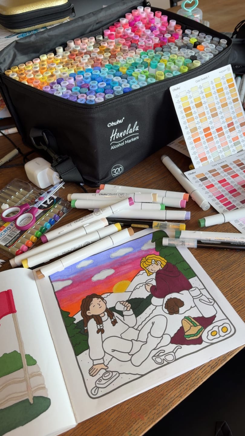 Customer photo review of Ohuhu Honolulu Brush Markers - Large Set