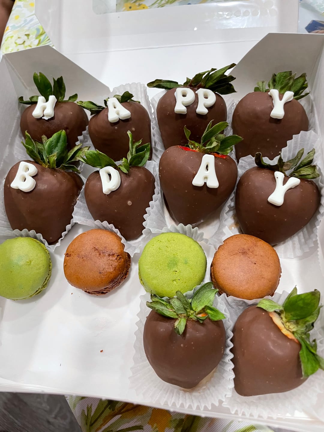 Customer photo review of HAPPY BIRTHDAY STRAWBERRIES