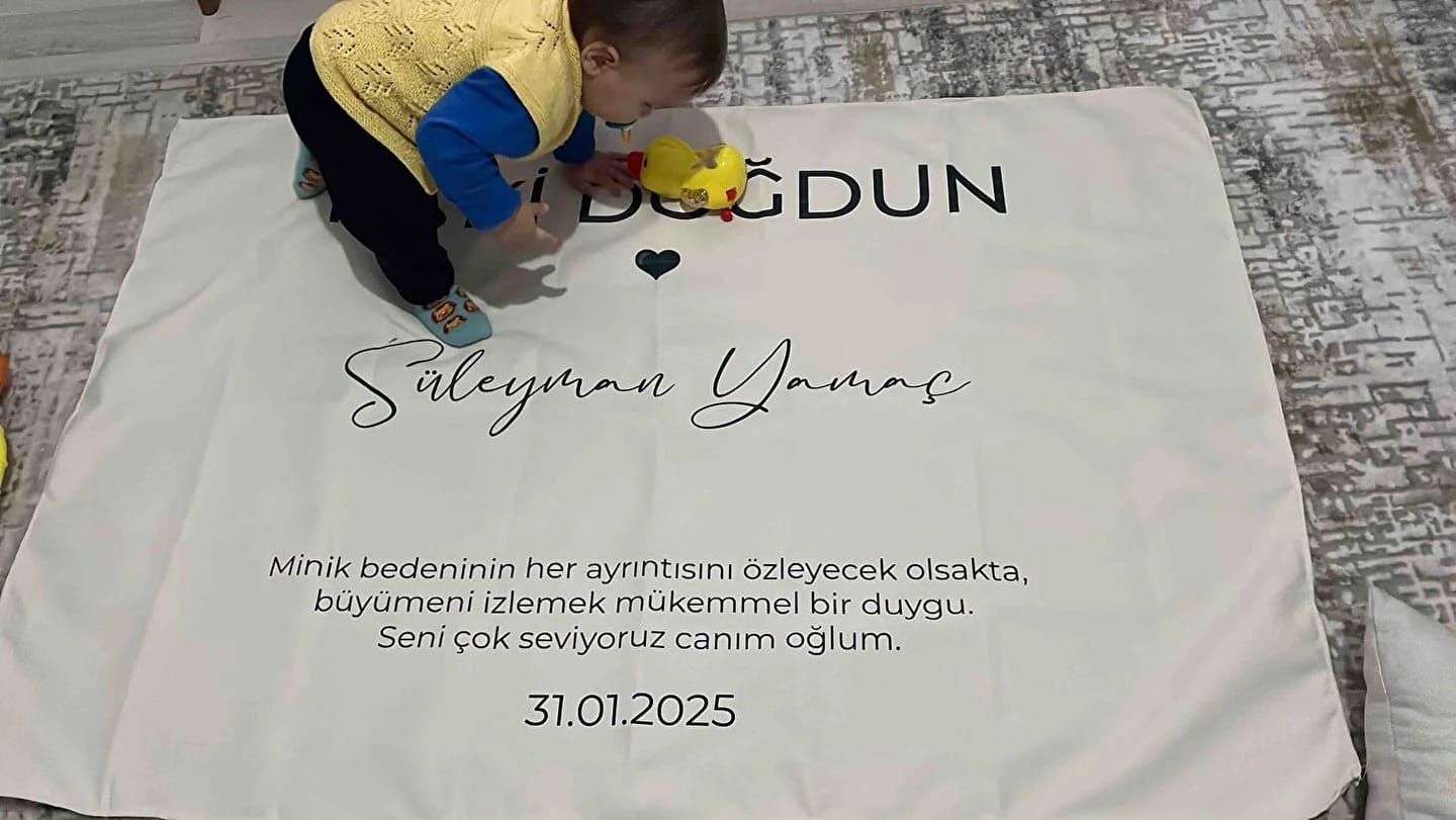 Customer photo review of Doğum Günü Duvar Örtüsü