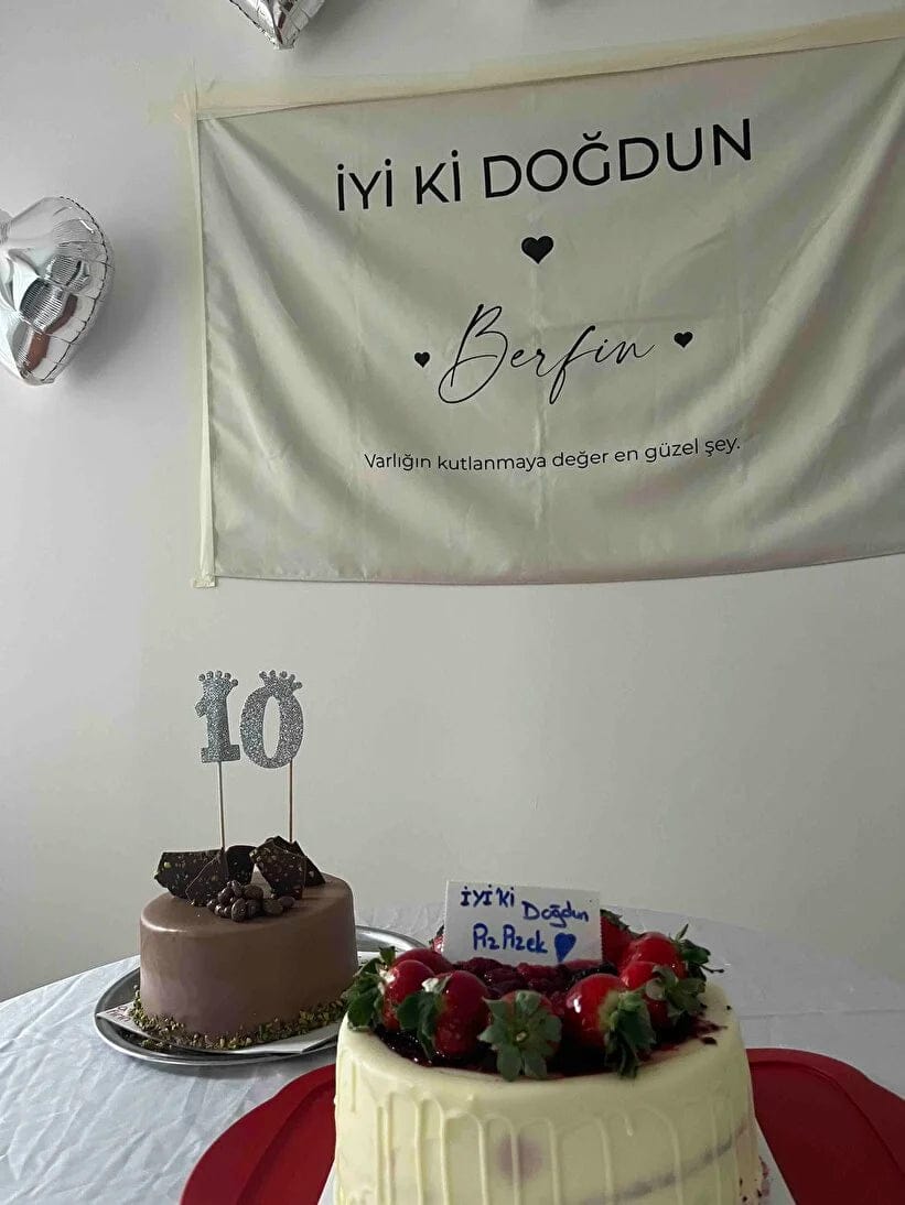 Customer photo review of Doğum Günü Duvar Örtüsü