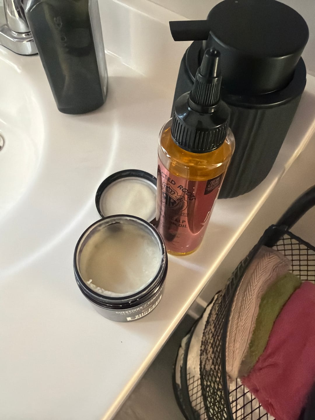 Customer photo review of Hair Oil & Hair Moisturizer Kit