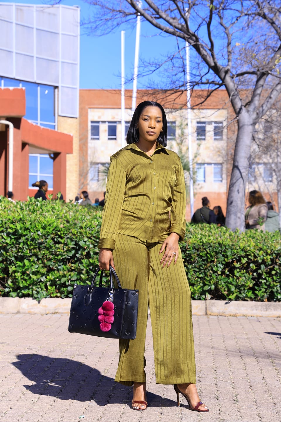 Customer photo review of The Carryall Icon Tote