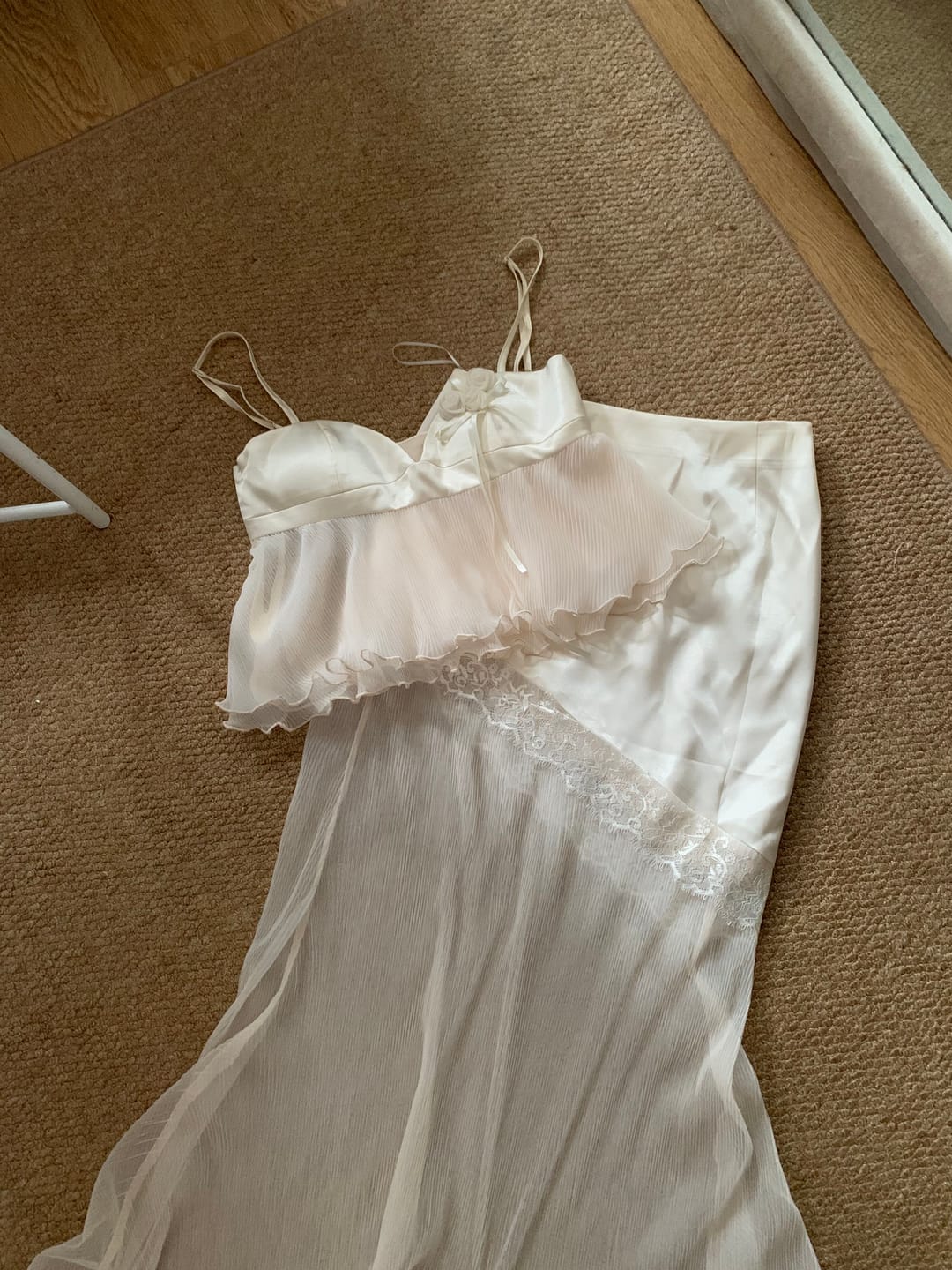 Customer photo review of Rase le sol Rose Veil Camisole & Sheer Skirt Set