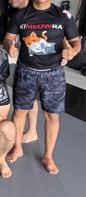 Customer photo review of Kimeowra BJJ Rash Guard