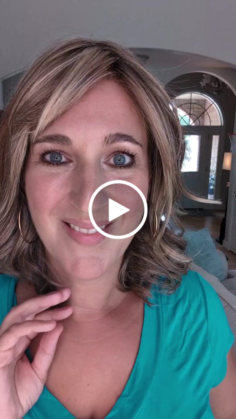 Customer video review of CUPIDS BOW - Almond Latte
