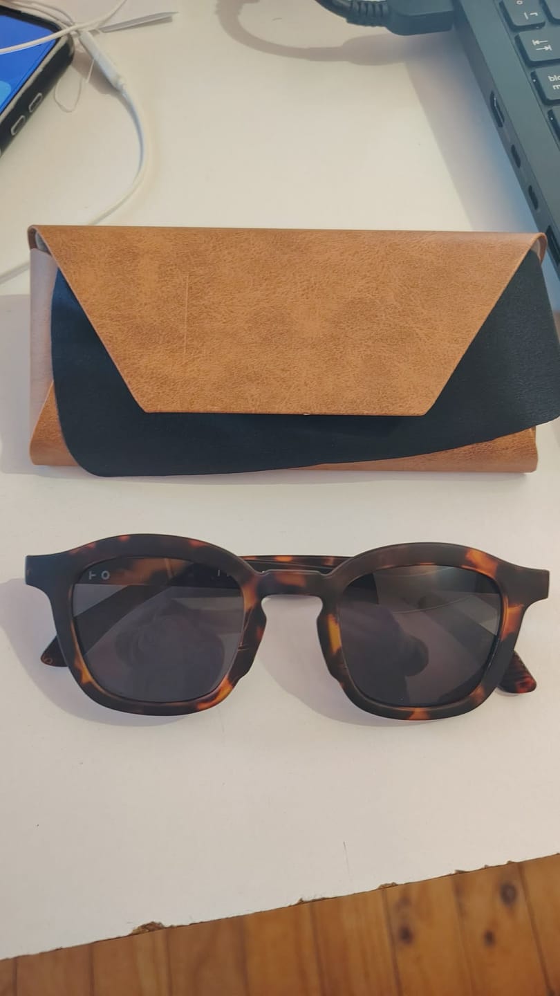 Customer photo review of Thom Tortoise
