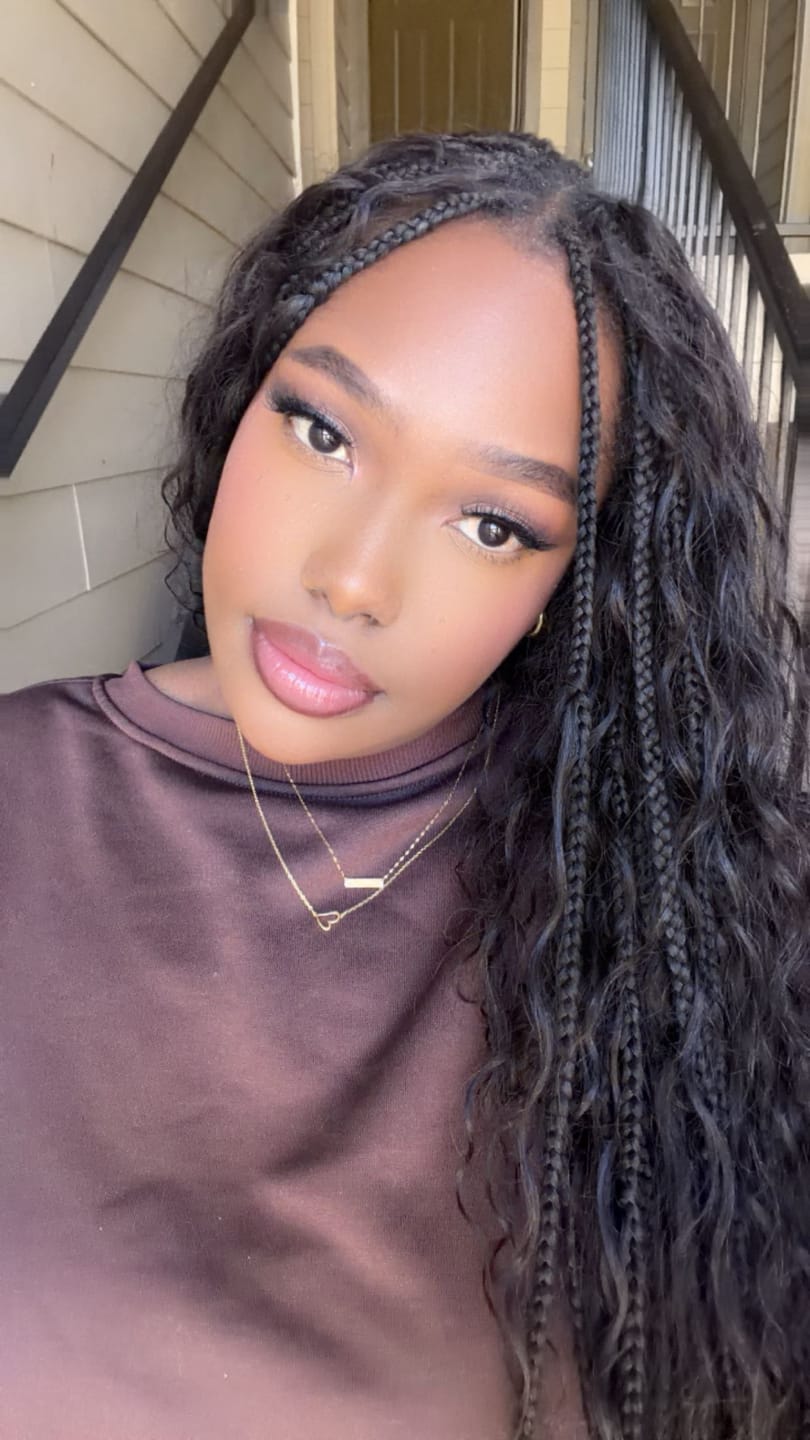 Customer photo review of Water Wave Bulk Hair Extensions for Boho Knotless Braiding