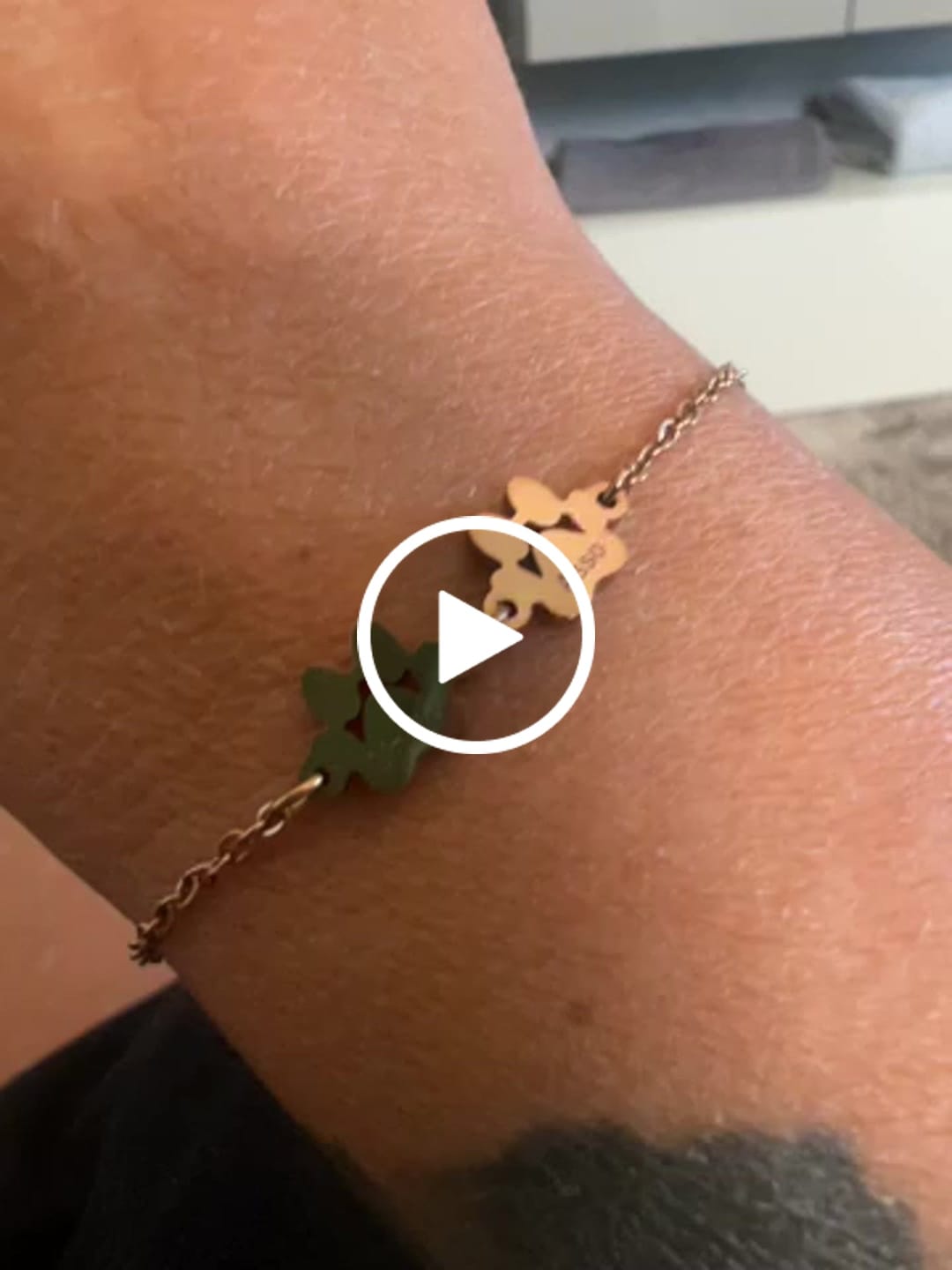 Customer video review of 2 zampette personalizzate (+3€)