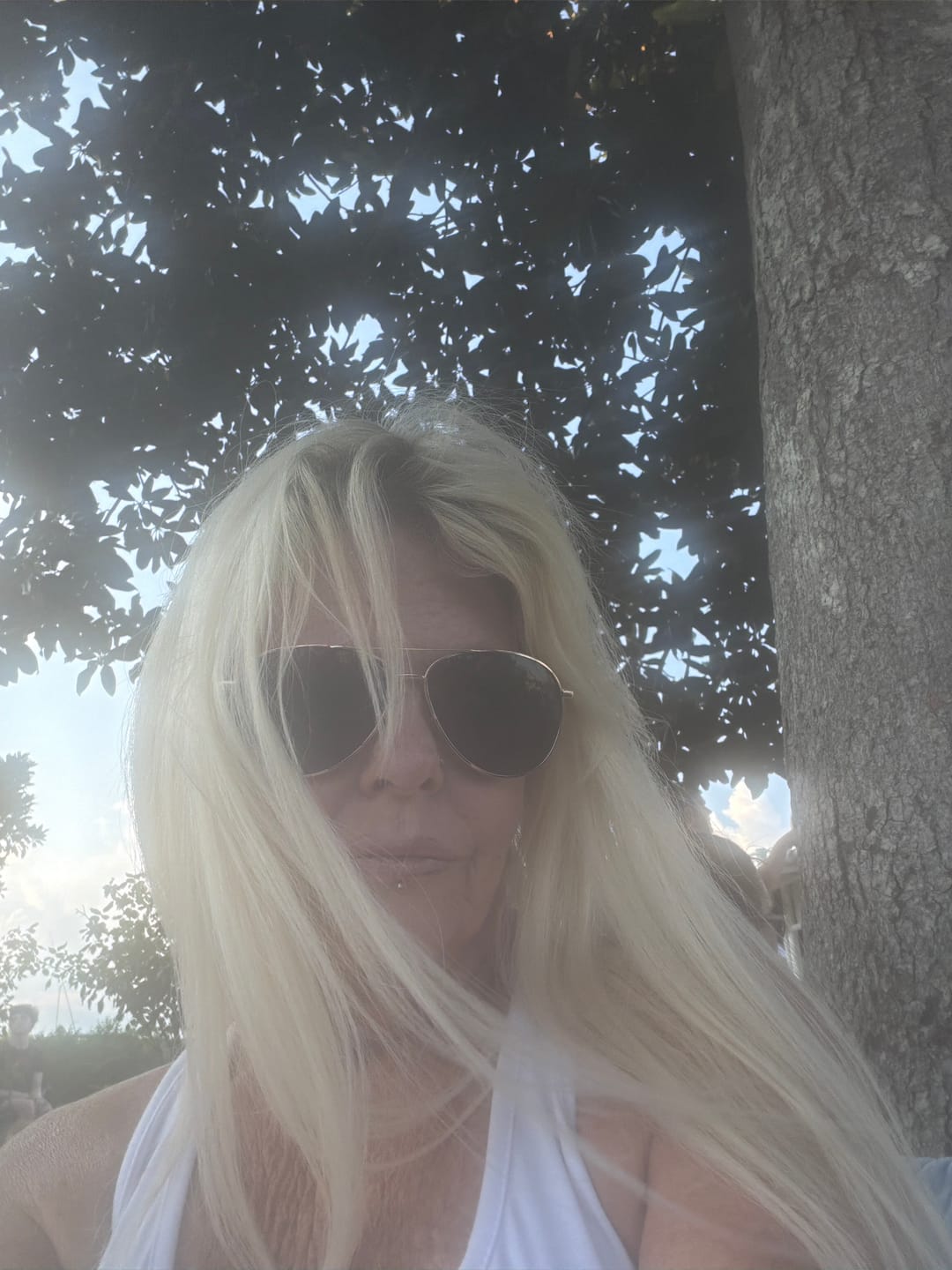 Customer photo review of 3x5 Inches Virgin Human Hair Toppers Mono Base Platinum Blonde #60