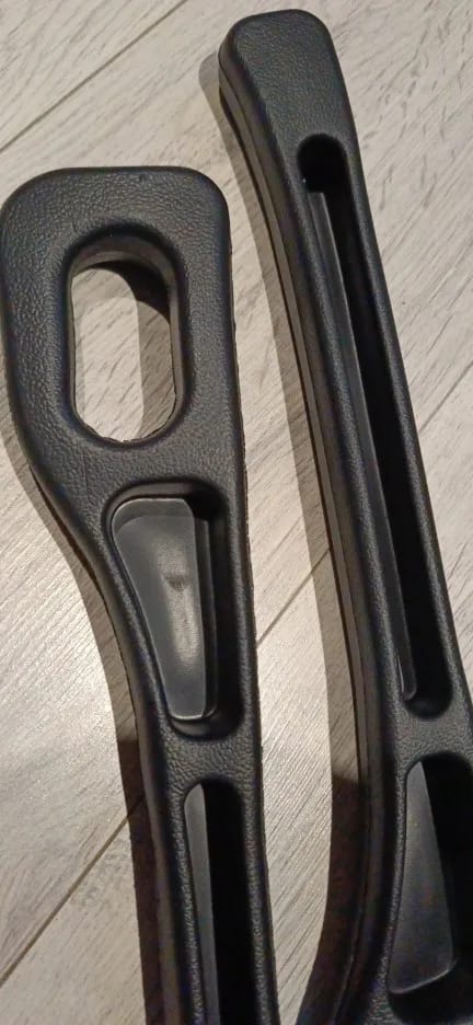 Customer photo review of BOLTHUT™ Car Seat Gap Filler — Leather Console Gap Plug, 2-Pack