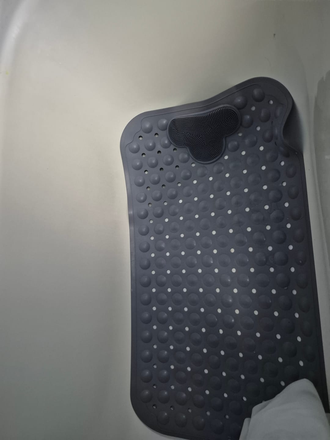 Customer photo review of Piso De Goma Antideslizante Tina Ducha Alfombra Bañera Cepil