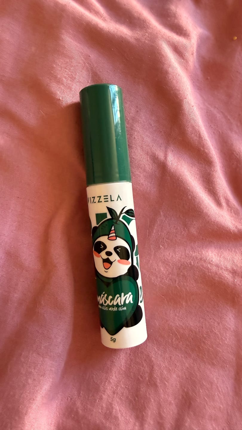 Customer photo review of Máscara Para Cílios Big No Panda Olive Green - Vizzela - Verde