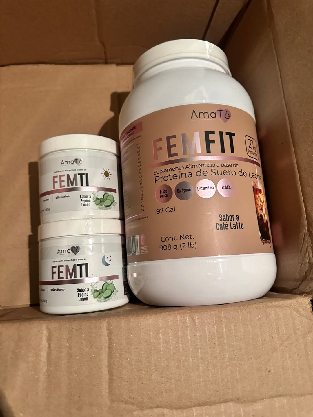 Customer photo review of Proteína FEMFIT Café Latte