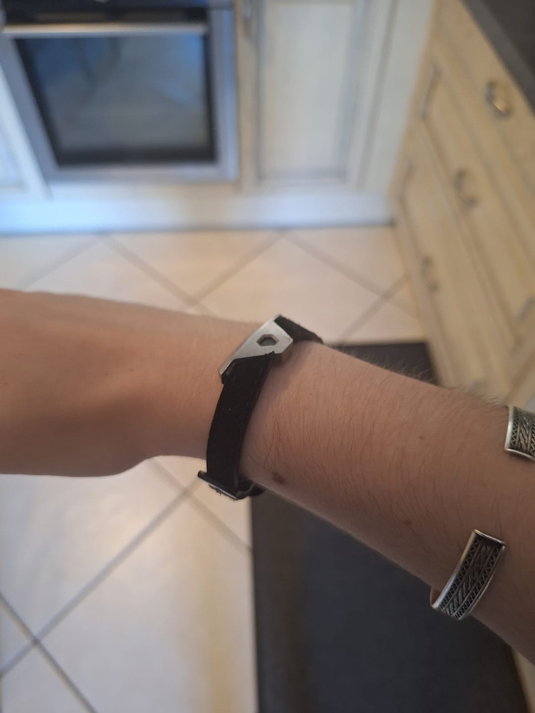 Customer photo review of Brin Cuir Noir