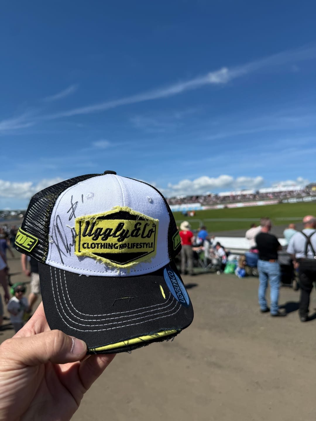 Customer photo review of Black & White Diamond Trucker Hat x Kyle Ryde #1