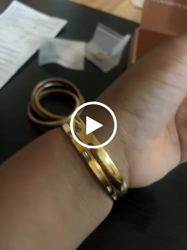Customer video review of Marbella Cuff Bracelet (Bundle)