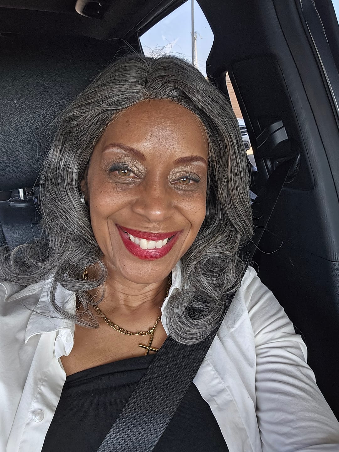 Customer photo review of Luvwin Salt & Pepper Layered Blowout Wave Beginner Friendly Glueless  Gray Wig 100% Human Hair
