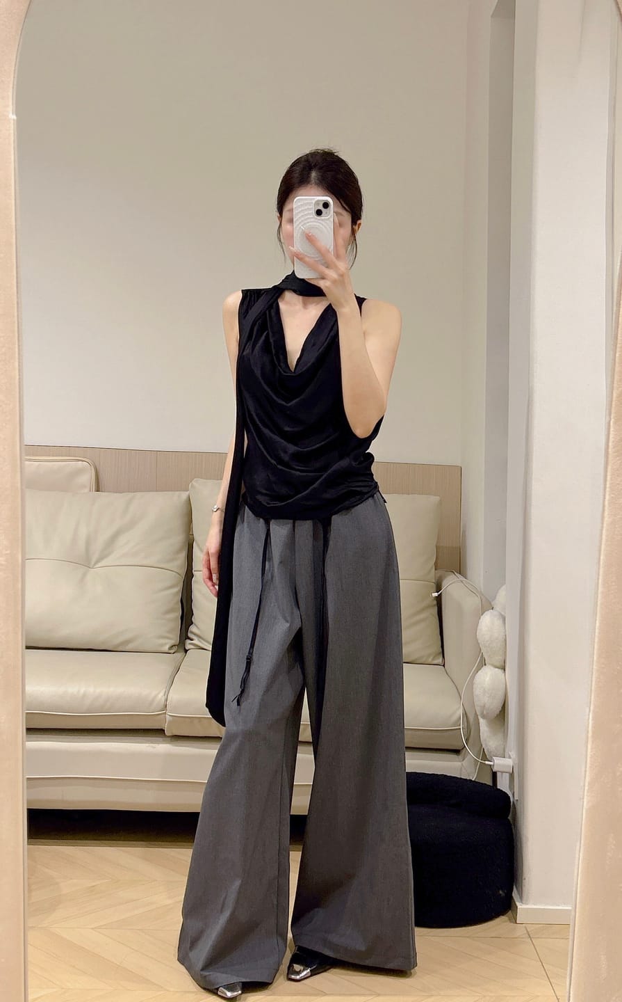 Customer photo review of 0122stepll Draped Scarf Satin Vest