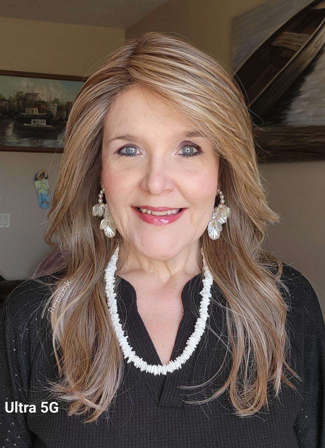 Customer photo review of SECRET LIASON - Almond Latte