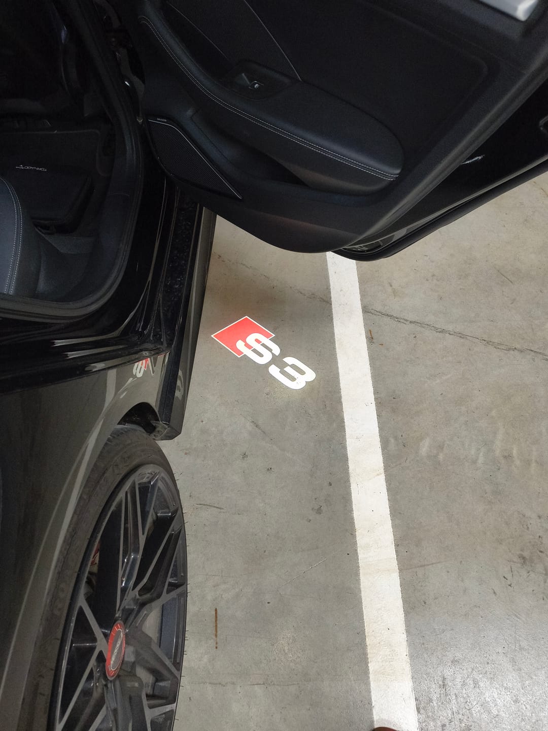 Customer photo review of AUDI DOOR LIGHTS
