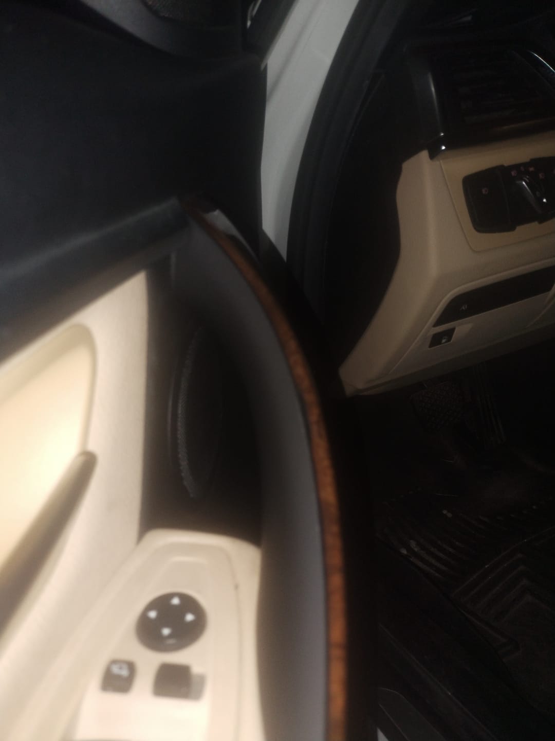 Customer photo review of Interior Door Handle Covers for BMW 3 & 4 Series – Fix Sticky Handles, No Disassembly | 2-Piece Set