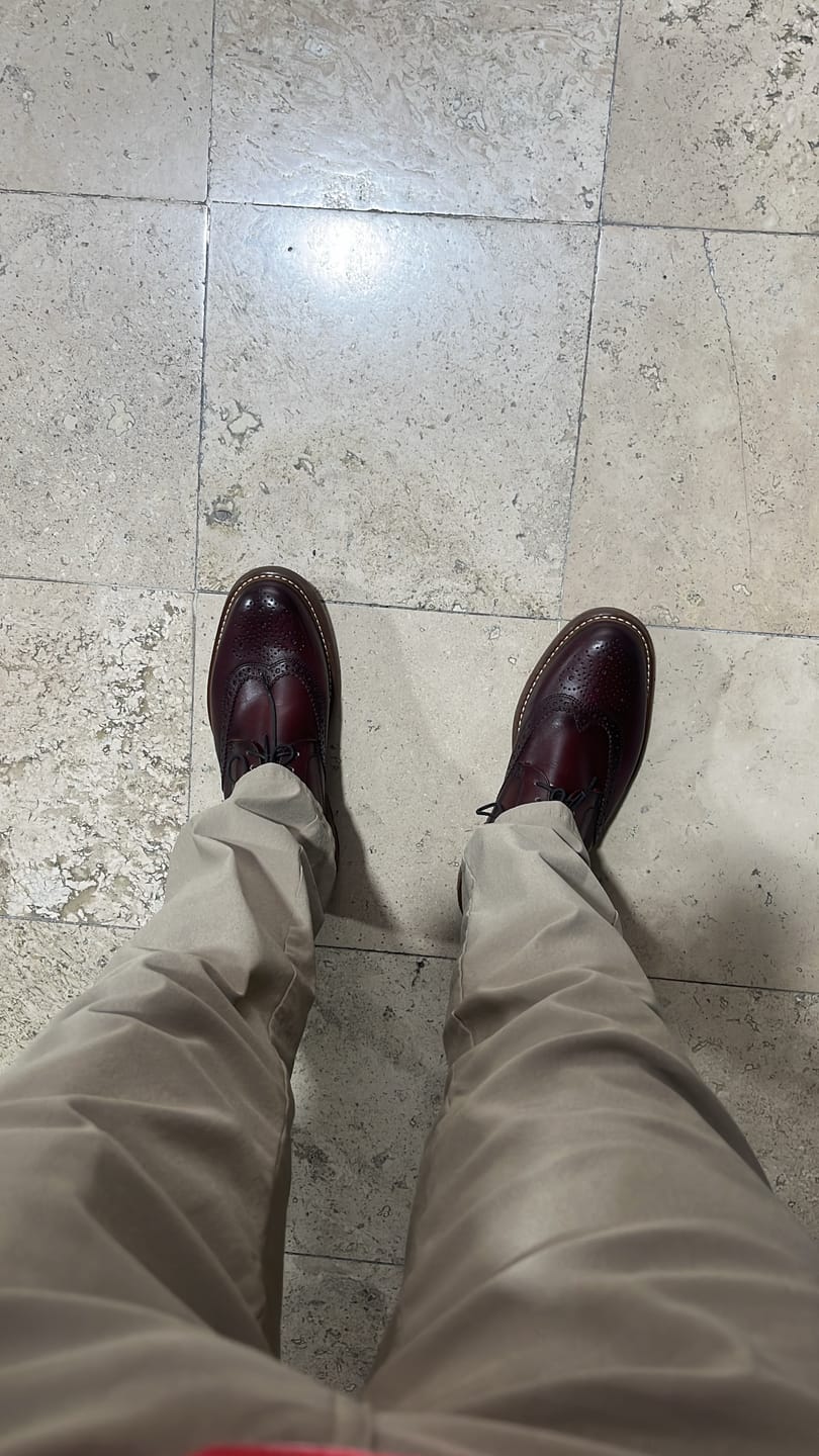 Customer photo review of DERBY CASUAL WINGTIP PIEL VINO
