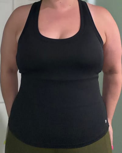 Customer showing the front fit of the black W490 Core Luxe tank.
