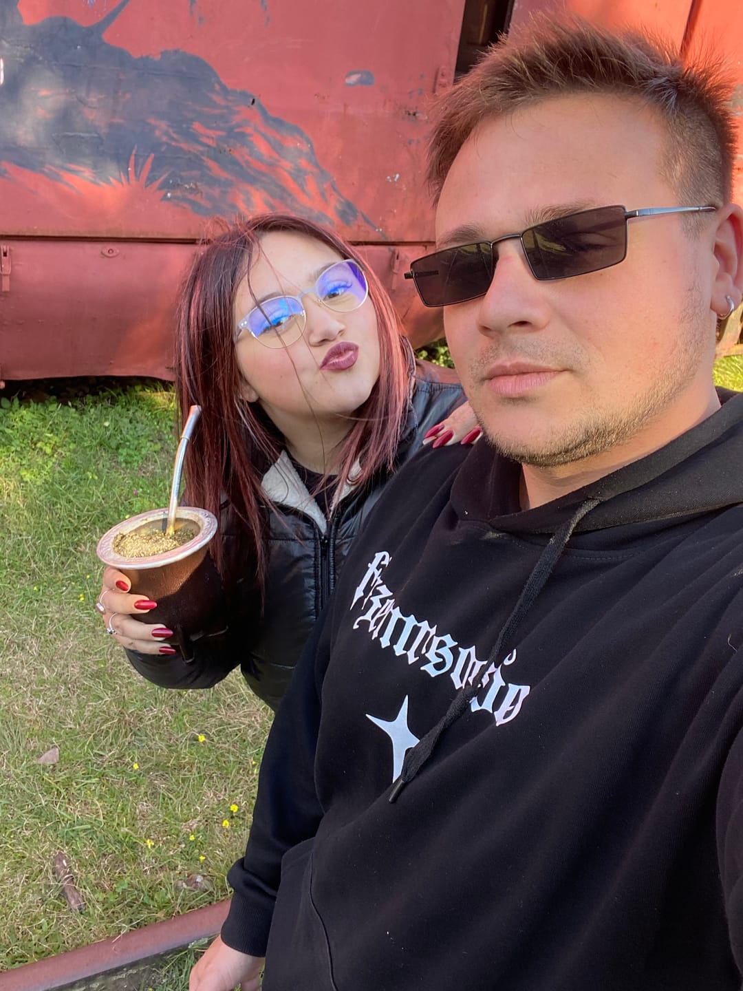 Customer photo review of Lentes de sol - ossie black.