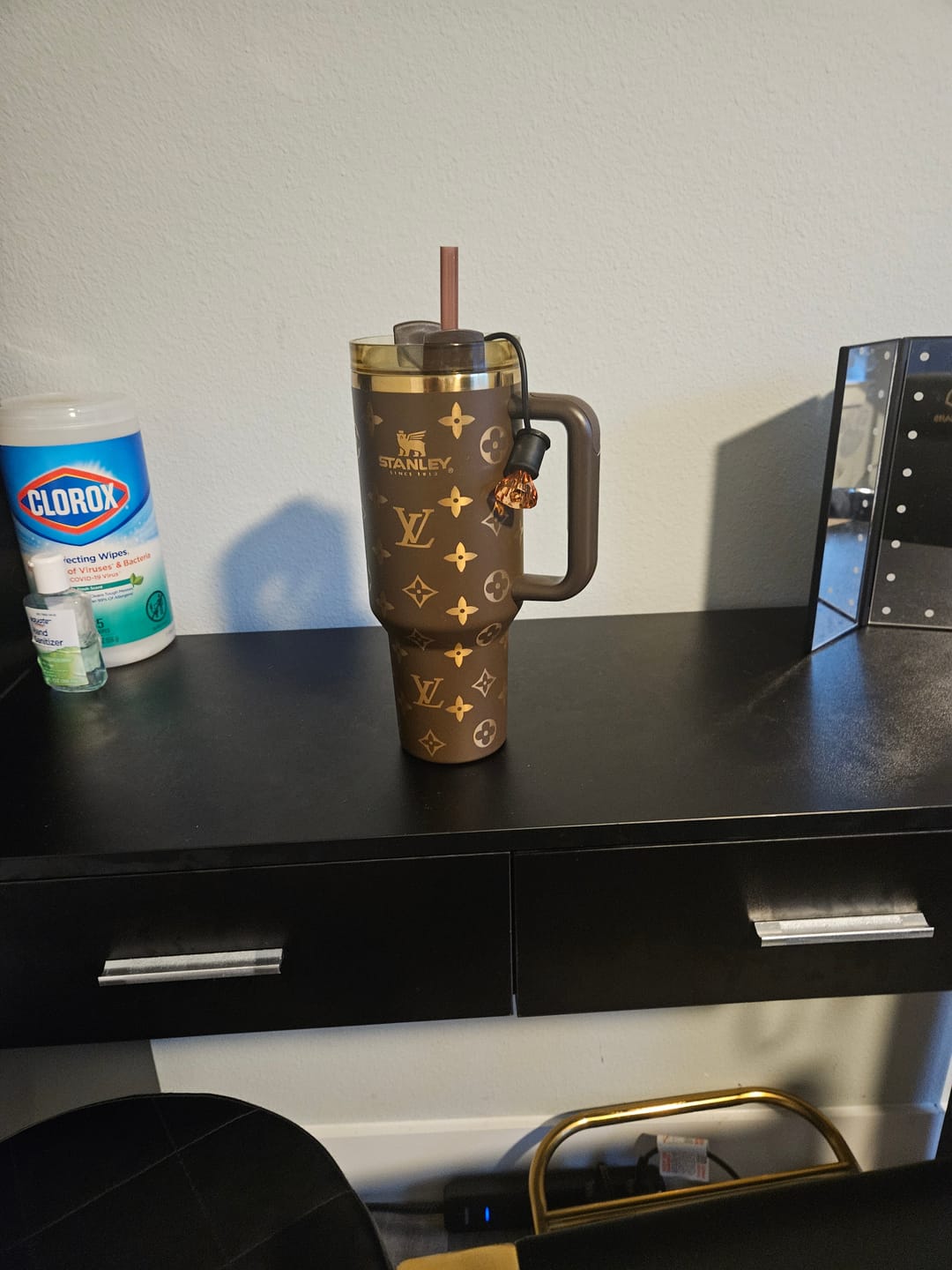 Customer photo review of Designer Holographic In-Car Insulated Cup 40 OZ
