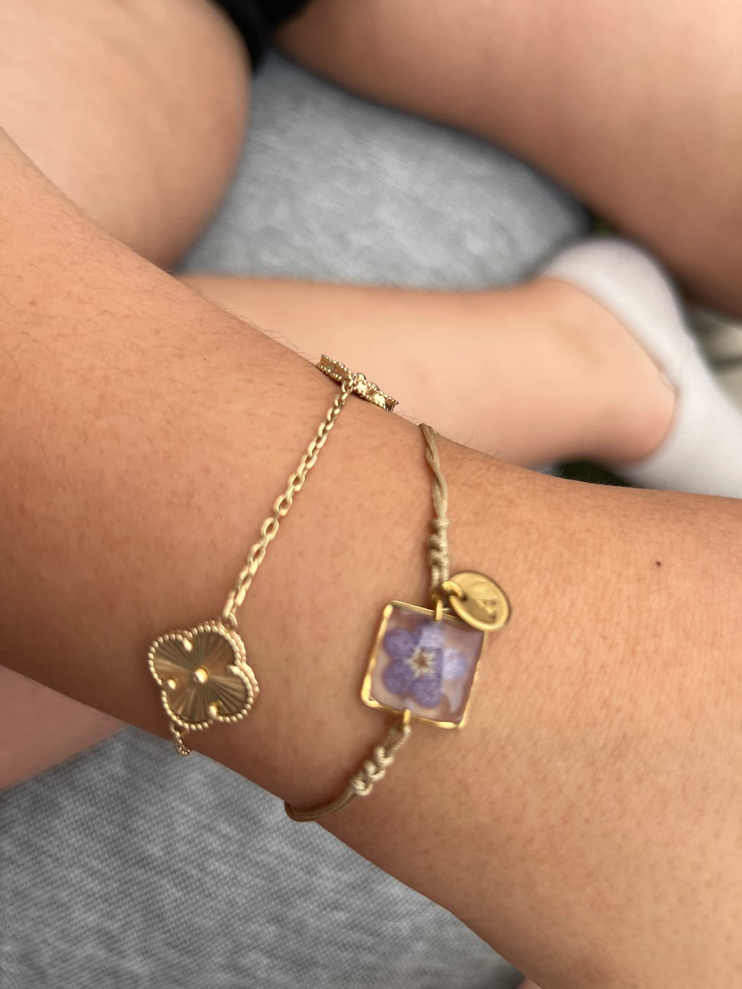 Customer photo review of Kare Unutmabeni Çiçeği İp Bileklik