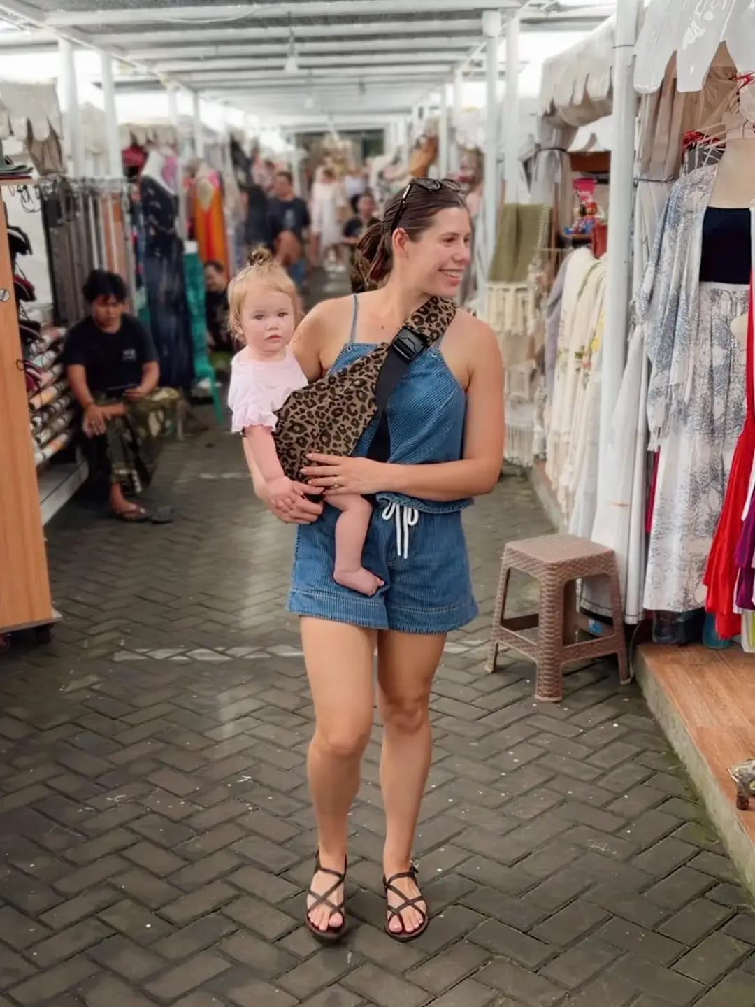 Customer photo review of POUCH™ TODDLER CARRIER