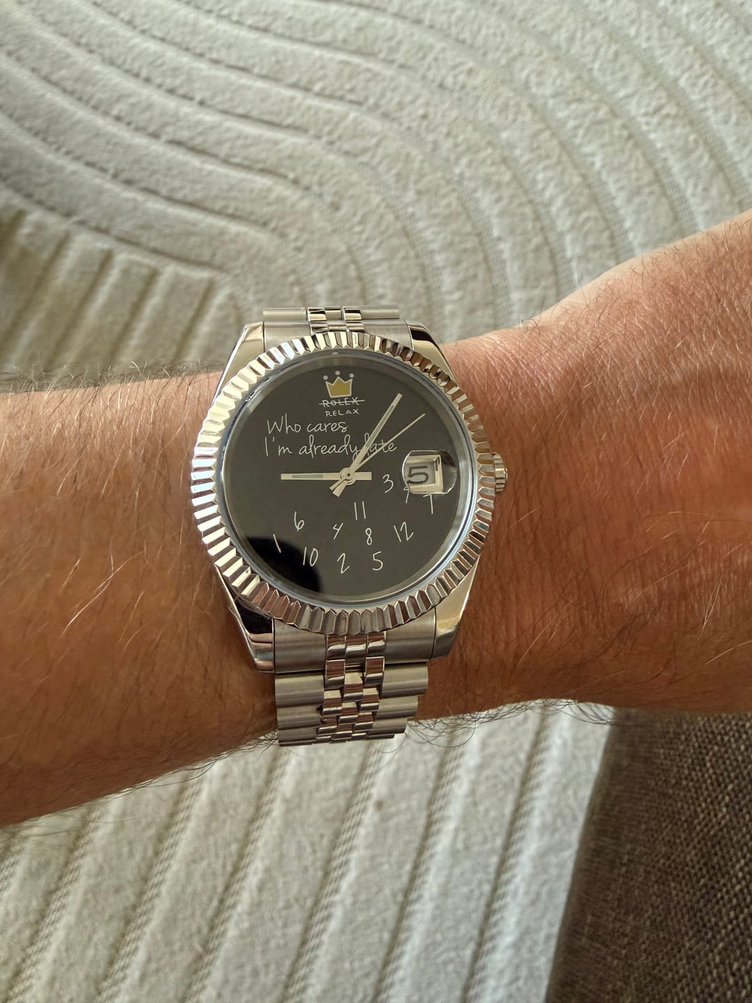 Customer photo review of EONDATE MAXI CLASSIC WATCH