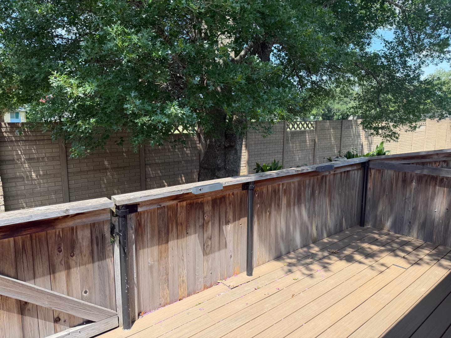 Customer photo review of Solar Wall Light with Motion Sensor