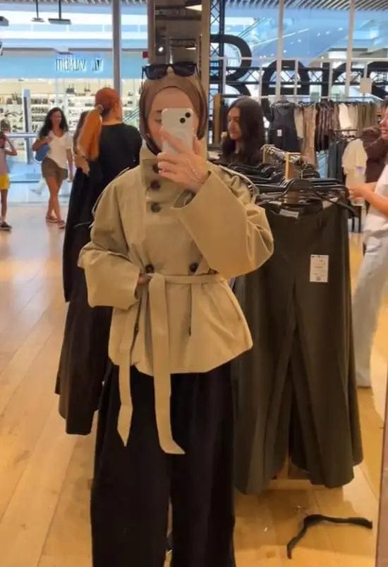 Customer photo review of Sofie Cropped Trench Coat