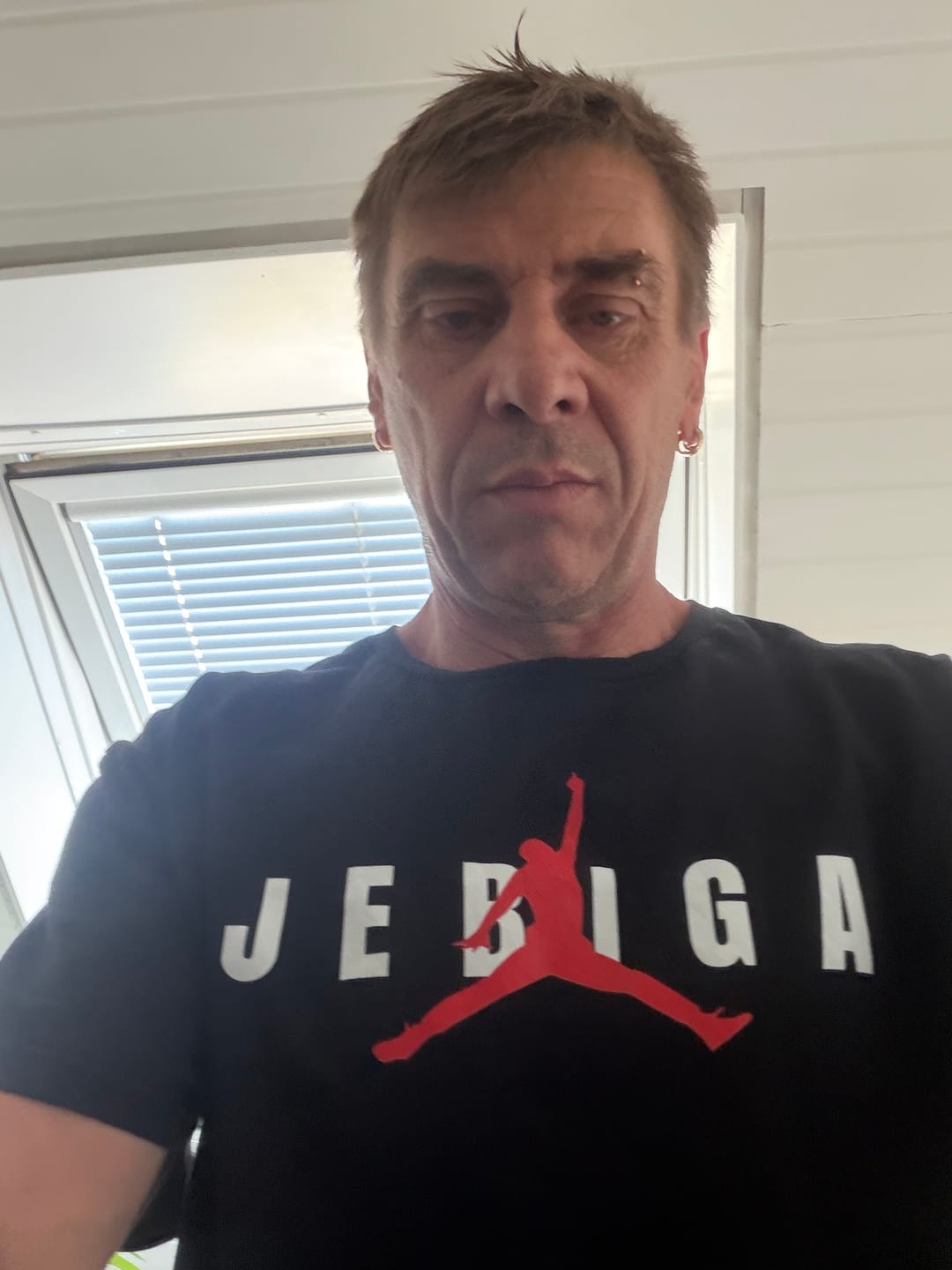 Customer photo review of Jebiga, Premium T-Shirt