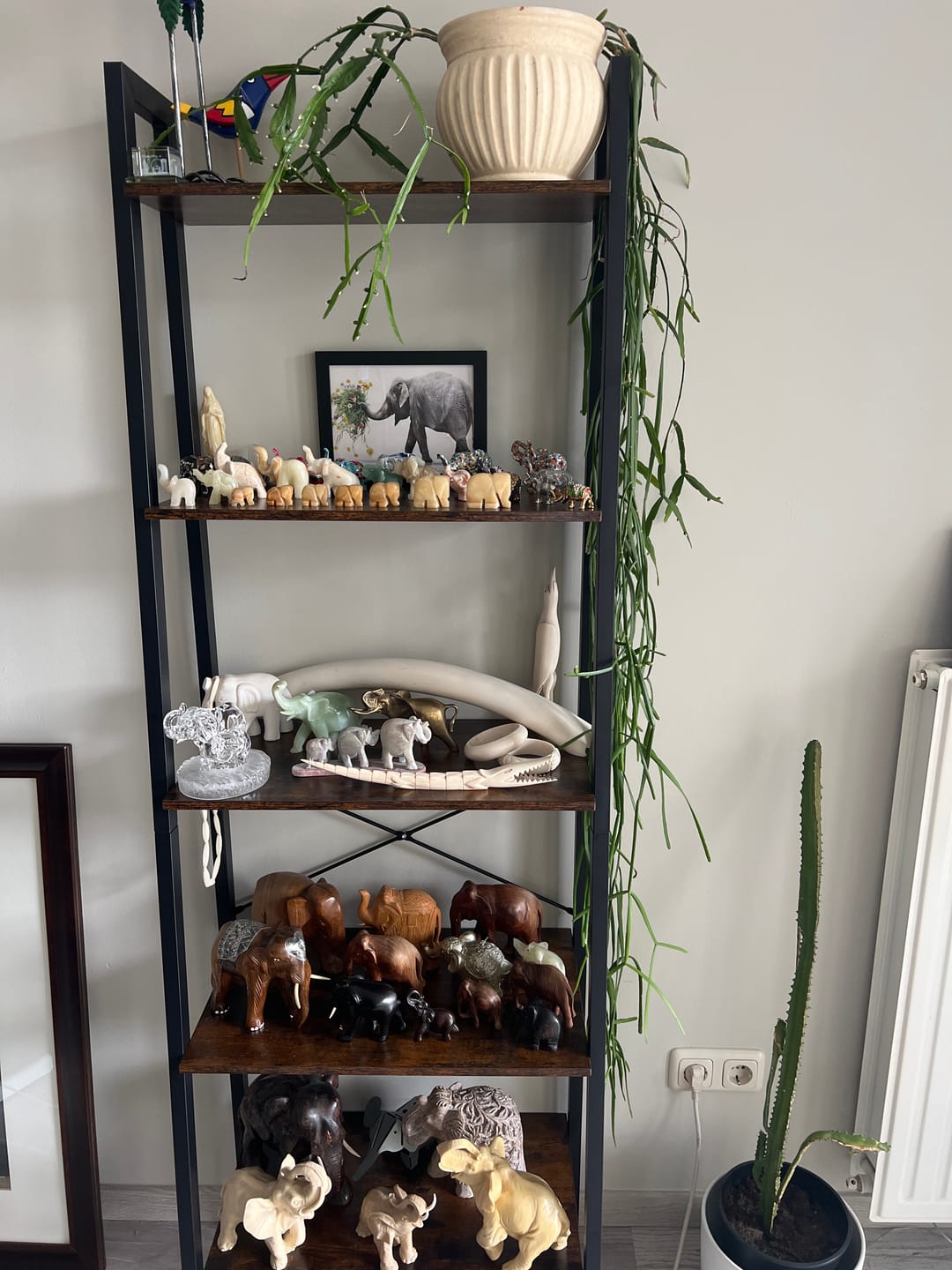 Customer photo review of Schappenkast / Boekenkast Industrieel Design | Houtlook en Staal | 56x34x172cm