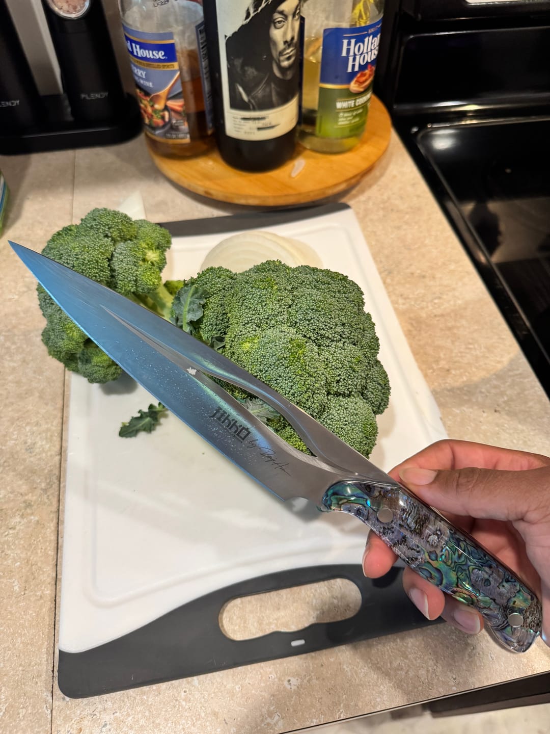 Customer photo review of The Pearl Eye Edition – Signature Knife by JIKKO®